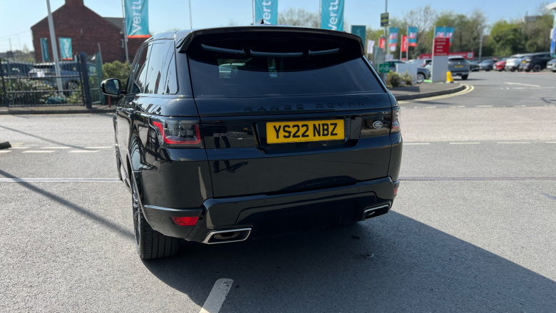 Land Rover Range Rover Sport 3.0 D300 HSE Dynamic Black 5dr Auto Diesel Estate